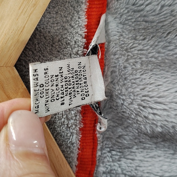 Pressbox Zip Up Vest Size Large Gray OSU Cowboys Oklahoma State Velour NWT - Picture 5 of 6